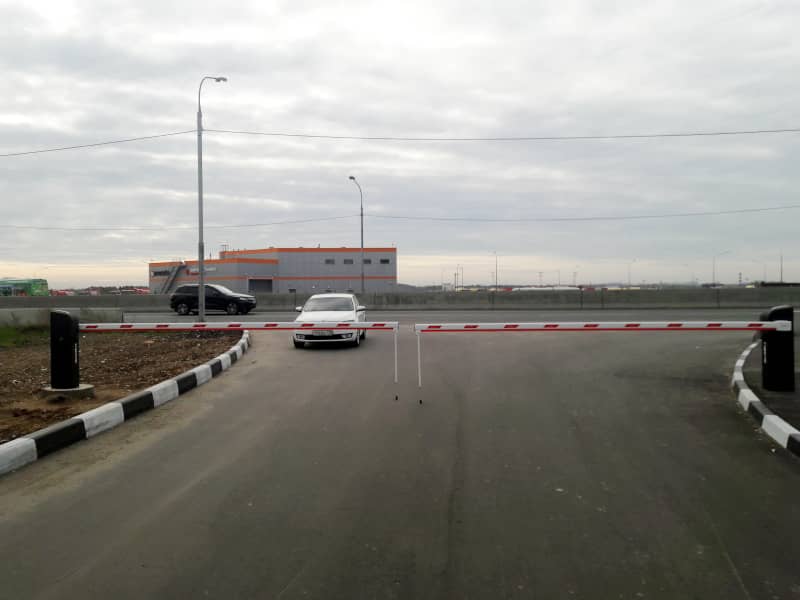 Шлагбаум DoorHan в Хабаровске с установкой